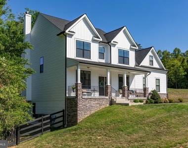 15 Grove Lane - Photo Thumbnail 61