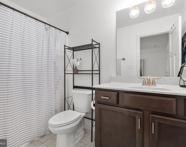 15 Grove Lane - Photo Thumbnail 34