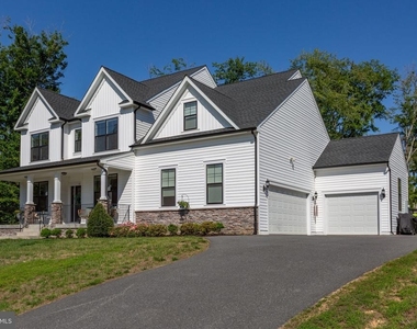 15 Grove Lane - Photo Thumbnail 1
