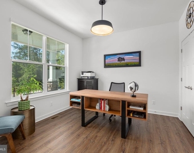 15 Grove Lane - Photo Thumbnail 8