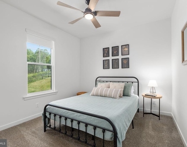 15 Grove Lane - Photo Thumbnail 21