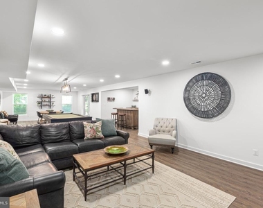 15 Grove Lane - Photo Thumbnail 38