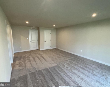9193 Edenderry Drive - Photo Thumbnail 2