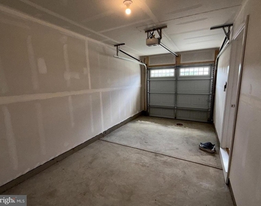 9193 Edenderry Drive - Photo Thumbnail 9