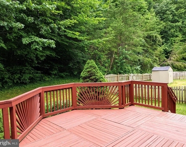 5569 Assateague Place - Photo Thumbnail 28