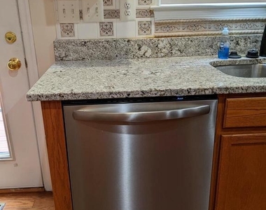 5569 Assateague Place - Photo Thumbnail 8