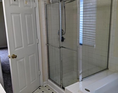 5569 Assateague Place - Photo Thumbnail 17