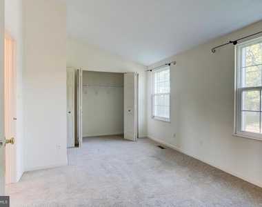 12830 Evansport Place - Photo Thumbnail 18