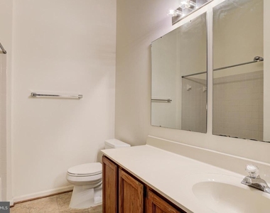 12830 Evansport Place - Photo Thumbnail 15
