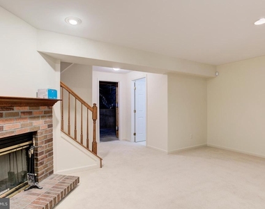 12830 Evansport Place - Photo Thumbnail 22