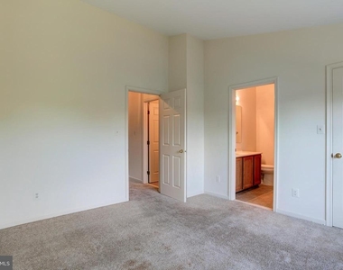12830 Evansport Place - Photo Thumbnail 14
