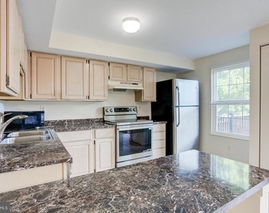 12830 Evansport Place - Photo Thumbnail 8