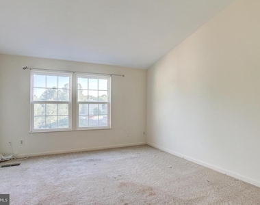 12830 Evansport Place - Photo Thumbnail 13