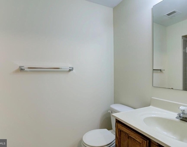 12830 Evansport Place - Photo Thumbnail 23