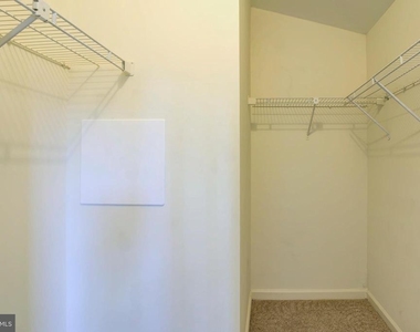 12830 Evansport Place - Photo Thumbnail 16