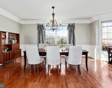 5401 Tomlinson Drive - Photo Thumbnail 8
