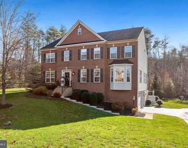 5401 Tomlinson Drive - Photo Thumbnail 27