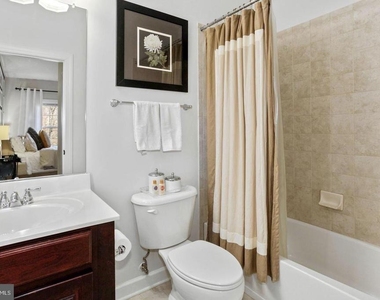 5401 Tomlinson Drive - Photo Thumbnail 6
