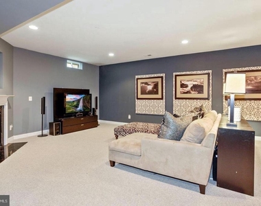 5401 Tomlinson Drive - Photo Thumbnail 22