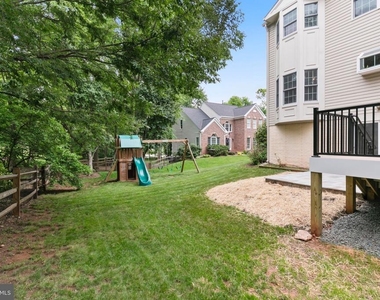 46450 Saffron Court - Photo Thumbnail 35