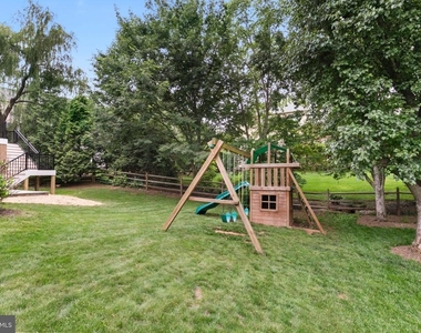 46450 Saffron Court - Photo Thumbnail 31