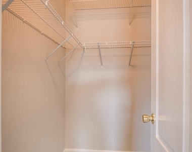 42451 Magellan Square - Photo Thumbnail 26
