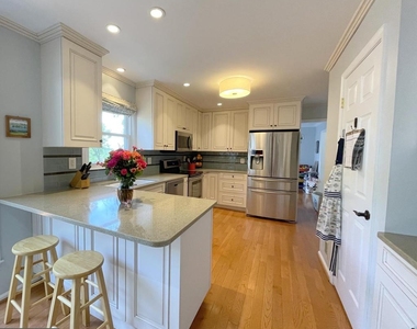 502 Clagett Street Sw - Photo Thumbnail 6
