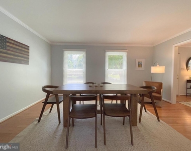 502 Clagett Street Sw - Photo Thumbnail 3