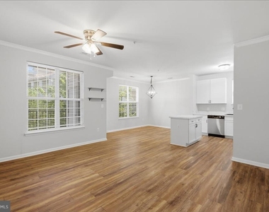 21228 Mcfadden Square - Photo Thumbnail 11