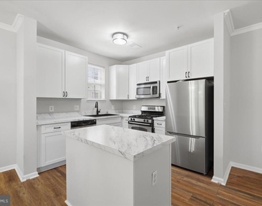 21228 Mcfadden Square - Photo Thumbnail 5