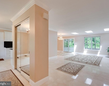 10522 Brevity Drive - Photo Thumbnail 2