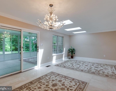10522 Brevity Drive - Photo Thumbnail 4