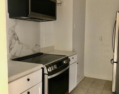 8612 Village Way - Photo Thumbnail 2
