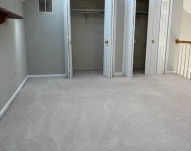 5142 Woodford Drive - Photo Thumbnail 4