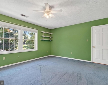 8405 Overlook Street - Photo Thumbnail 20