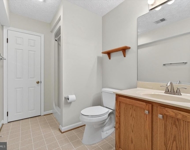 8405 Overlook Street - Photo Thumbnail 34