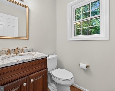 8405 Overlook Street - Photo Thumbnail 14