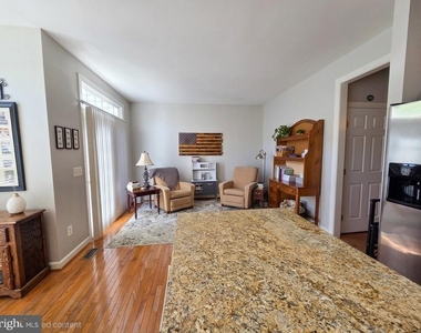8091 Samuel Wallis Street - Photo Thumbnail 4