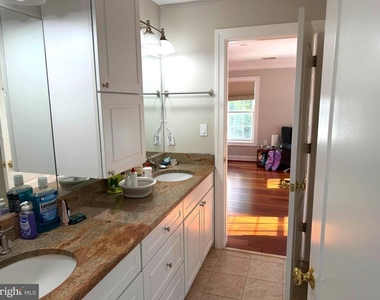 6529 Fairlawn Drive - Photo Thumbnail 23