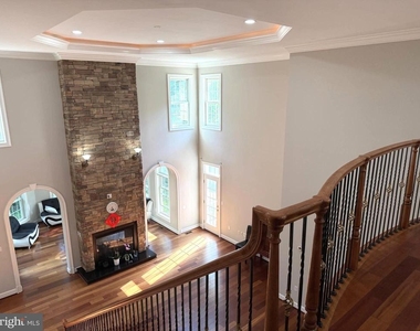 6529 Fairlawn Drive - Photo Thumbnail 28