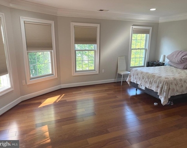 6529 Fairlawn Drive - Photo Thumbnail 21
