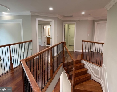 6529 Fairlawn Drive - Photo Thumbnail 25