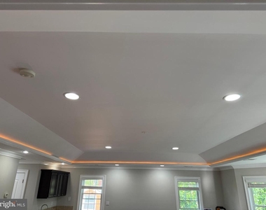 6529 Fairlawn Drive - Photo Thumbnail 17