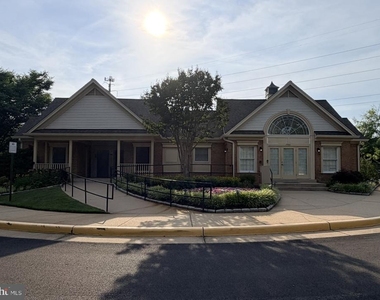 6610 Netties Lane - Photo Thumbnail 11