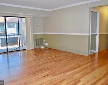 2850 Dover Lane - Photo Thumbnail 1