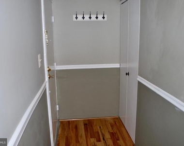 2850 Dover Lane - Photo Thumbnail 17