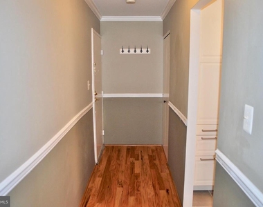 2850 Dover Lane - Photo Thumbnail 18
