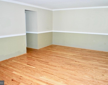 2850 Dover Lane - Photo Thumbnail 15