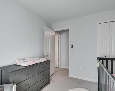 9013 Kerrydale Court - Photo Thumbnail 27