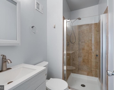 9013 Kerrydale Court - Photo Thumbnail 20